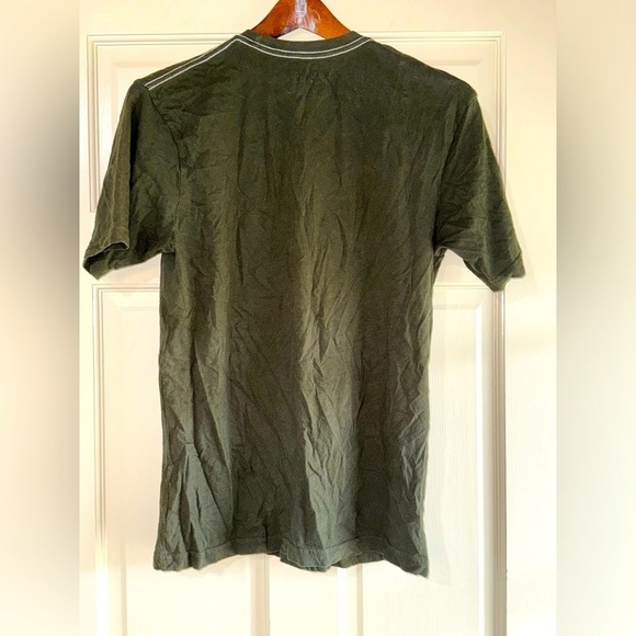 O'QUINN PECK SO BRIGHT TEE (Olive Green) Size Small - Picture 2 of 6